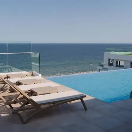 Infinity By The Sea Jacuzzy Sauna Gym Apartman Năvodari