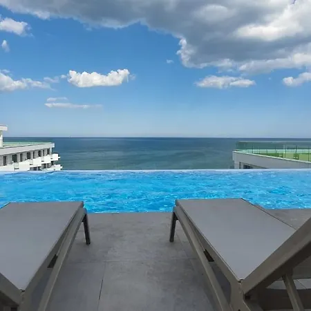 Infinity By The Sea Jacuzzy Sauna Gym * Navodari