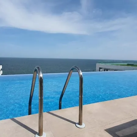 Infinity By The Sea Jacuzzy Sauna Gym Navodari