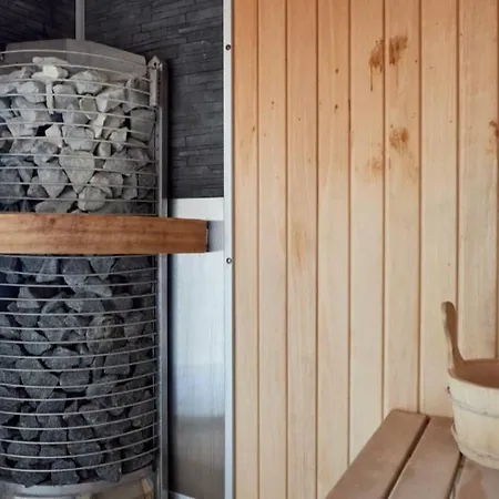 Infinity By The Sea Jacuzzy Sauna Gym Apartment *