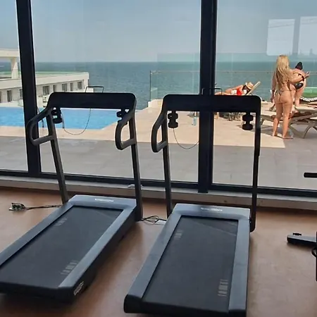 Infinity By The Sea Jacuzzy Sauna Gym Apartment